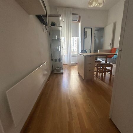 Very Close Studio Apartment Zagreb Exterior photo
