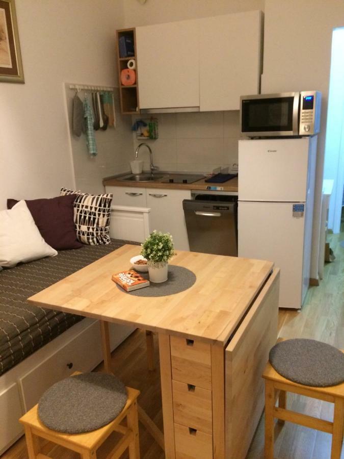 Very Close Studio Apartment Zagreb Exterior photo