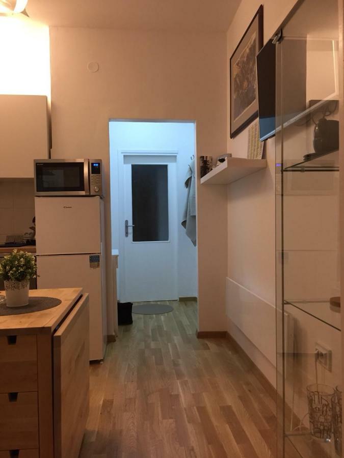 Very Close Studio Apartment Zagreb Exterior photo
