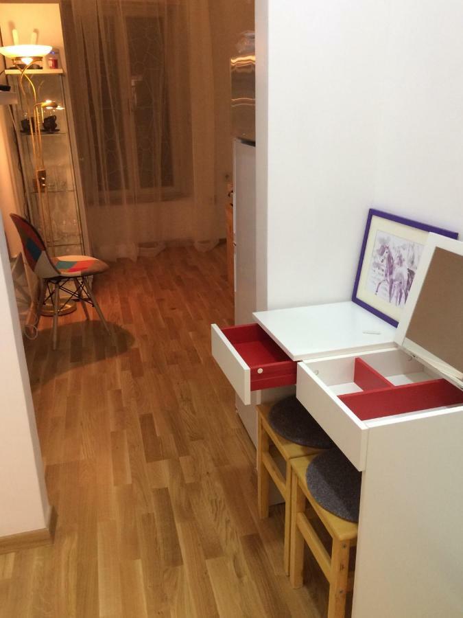 Very Close Studio Apartment Zagreb Exterior photo
